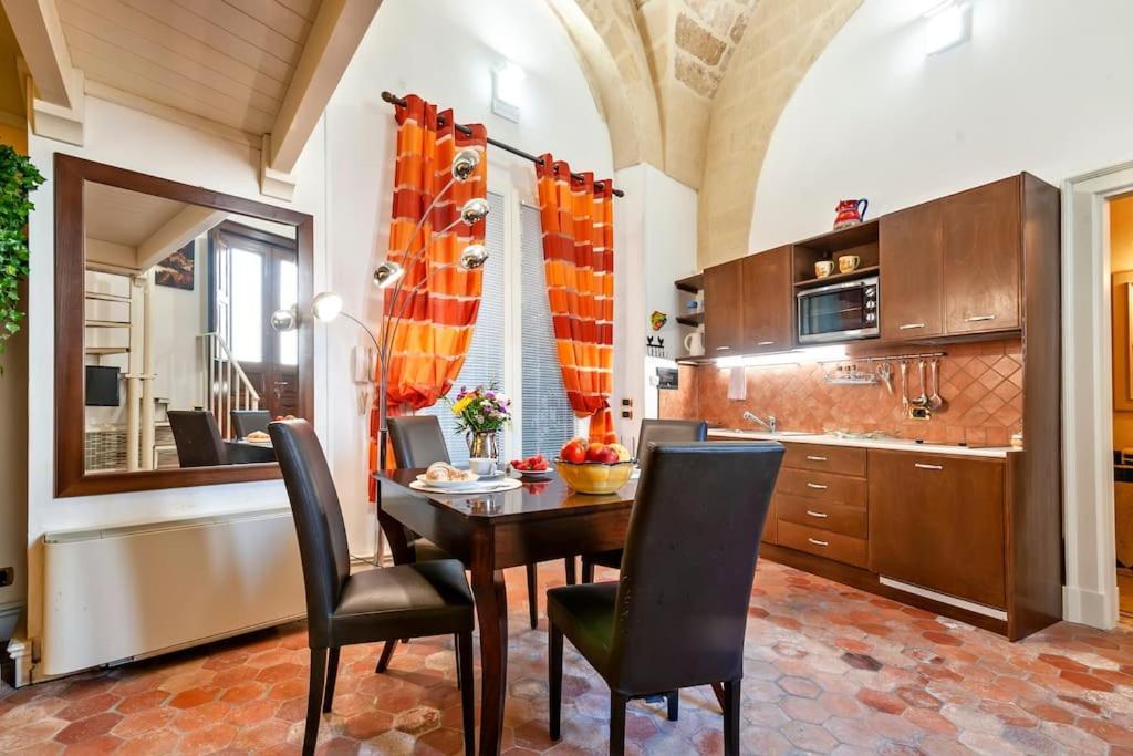 Casa Vacanze De Mari Lecce Extérieur photo