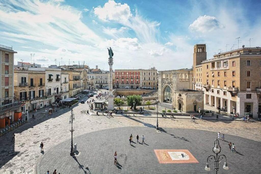 Casa Vacanze De Mari Lecce Extérieur photo